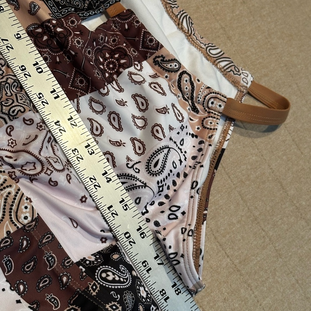 Bohemian Patchwork Halter Blouse - Picture 7 of 10